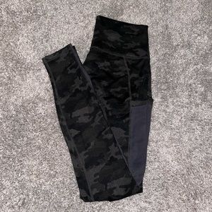 Fabletics Camo PowerHold Leggings Size Small